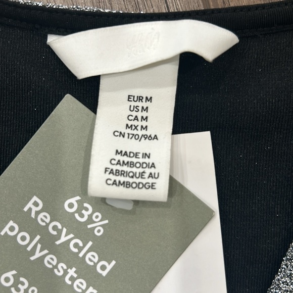 NWT- H&M silver sparkle top - Picture 3 of 3